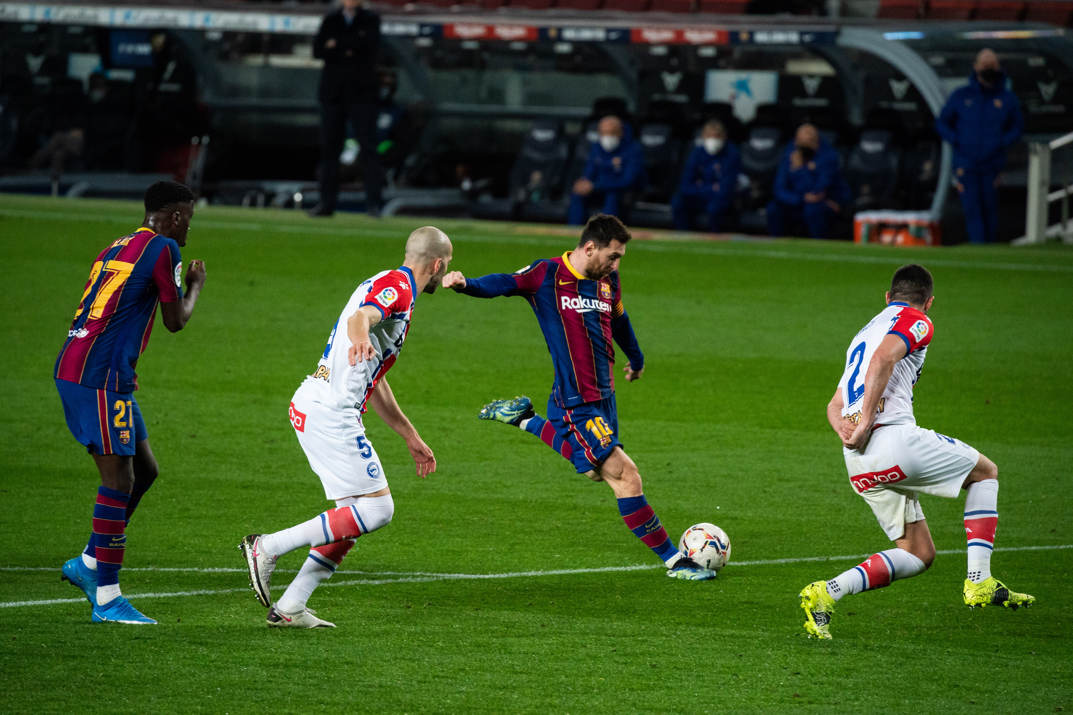 形成了反差 形成了反差