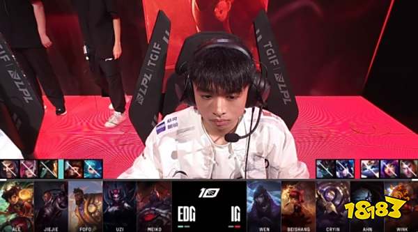 年来艰苦训 年来艰苦训