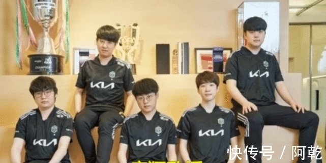 展开激烈竞 展开激烈竞