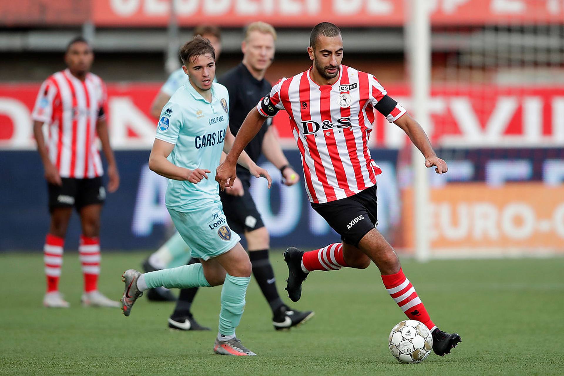 率实现让分 率实现让分