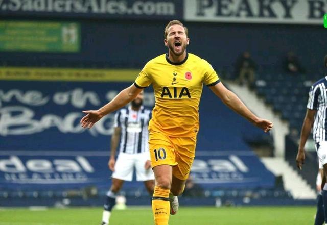 芝加哥小熊在 2024 年底宣布将其主场的灯光系统升级为动态交互式 LED